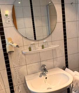Hotel und Gästezimmer in Wiefelstede